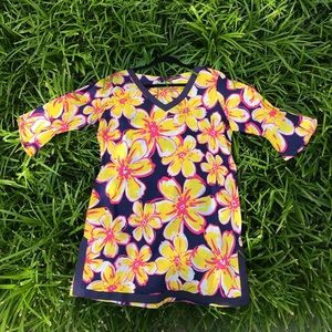 Floral Tunic with Purple Trim!